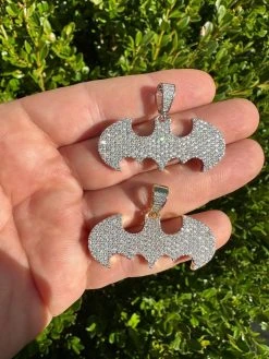 MOISSANITE Real 925 Silver/Gold Plated Iced Batman Superhero Pendant Necklace 35 MOISSANITE Real 925 Silver/Gold Plated Iced Batman Superhero Pendant Necklace -Harlem Bling Shop harlembling moissanite real 925 silvergold plated iced batman superhero pendant necklace 27257.1677436552