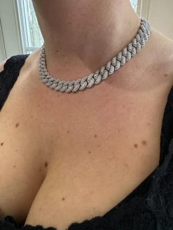 MOISSANITE Real Miami Cuban Link Chain Iced Hip Hop 925 Silver Necklace 16"-30" 27 MOISSANITE Real Miami Cuban Link Chain Iced Hip Hop 925 Silver Necklace 16"-30" -Harlem Bling Shop harlembling moissanite real miami cuban link chain iced hip hop 925 silver necklace 16 30 26974.1702962260
