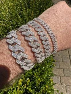 MOISSANITE Real Miami Cuban Link Prong Bracelet Iced Solid 925 Sterling Silver 41 MOISSANITE Real Miami Cuban Link Prong Bracelet Iced Solid 925 Sterling Silver -Harlem Bling Shop harlembling moissanite real miami cuban link prong bracelet iced solid 925 sterling silver 03426.1678474842