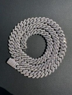 MOISSANITE Real Miami Cuban Link Prong Chain Iced Hip Hop 925 Silver Necklace 41 MOISSANITE Real Miami Cuban Link Prong Chain Iced Hip Hop 925 Silver Necklace -Harlem Bling Shop harlembling moissanite real miami cuban link prong chain iced hip hop 925 silver necklace 38402.1678474696