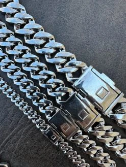 MOISSANITE Real Miami Cuban Link Prong Chain Iced Hip Hop 925 Silver Necklace 34 MOISSANITE Real Miami Cuban Link Prong Chain Iced Hip Hop 925 Silver Necklace -Harlem Bling Shop harlembling moissanite real miami cuban link prong chain iced hip hop 925 silver necklace 55069.1678474684