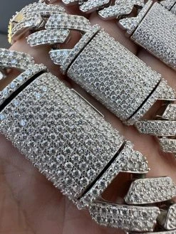 MOISSANITE Real Miami Cuban Link Prong Chain Iced Hip Hop 925 Silver Necklace 35 MOISSANITE Real Miami Cuban Link Prong Chain Iced Hip Hop 925 Silver Necklace -Harlem Bling Shop harlembling moissanite real miami cuban link prong chain iced hip hop 925 silver necklace 82788.1678474673