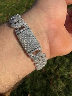 MOISSANITE Real Miami Cuban Prong Link Iced Hip Hop 925 Silver Bracelet 7-9" 40 MOISSANITE Real Miami Cuban Prong Link Iced Hip Hop 925 Silver Bracelet 7-9" -Harlem Bling Shop harlembling moissanite real miami cuban prong link iced hip hop 925 silver bracelet 7 9 90650.1702962309