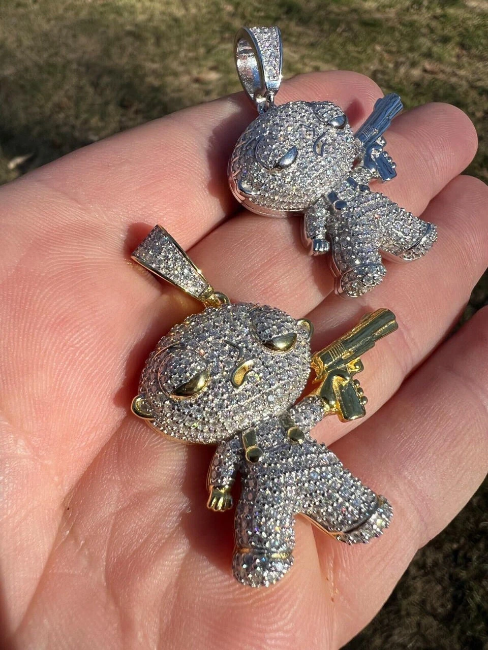 MOISSANITE Real Silver / Gold Stewie Griffin Family Guy Necklace Diamond Test ✅ 4 MOISSANITE Real Silver / Gold Stewie Griffin Family Guy Necklace Diamond Test ✅ - Image 2