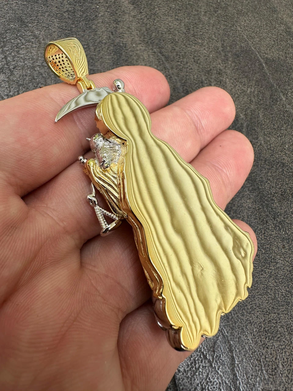 MOISSANITE Santa Muerte Grim Reaper Pendant 925 Silver / 14k Gold Rose Necklace 9 MOISSANITE Santa Muerte Grim Reaper Pendant 925 Silver / 14k Gold Rose Necklace - Image 7