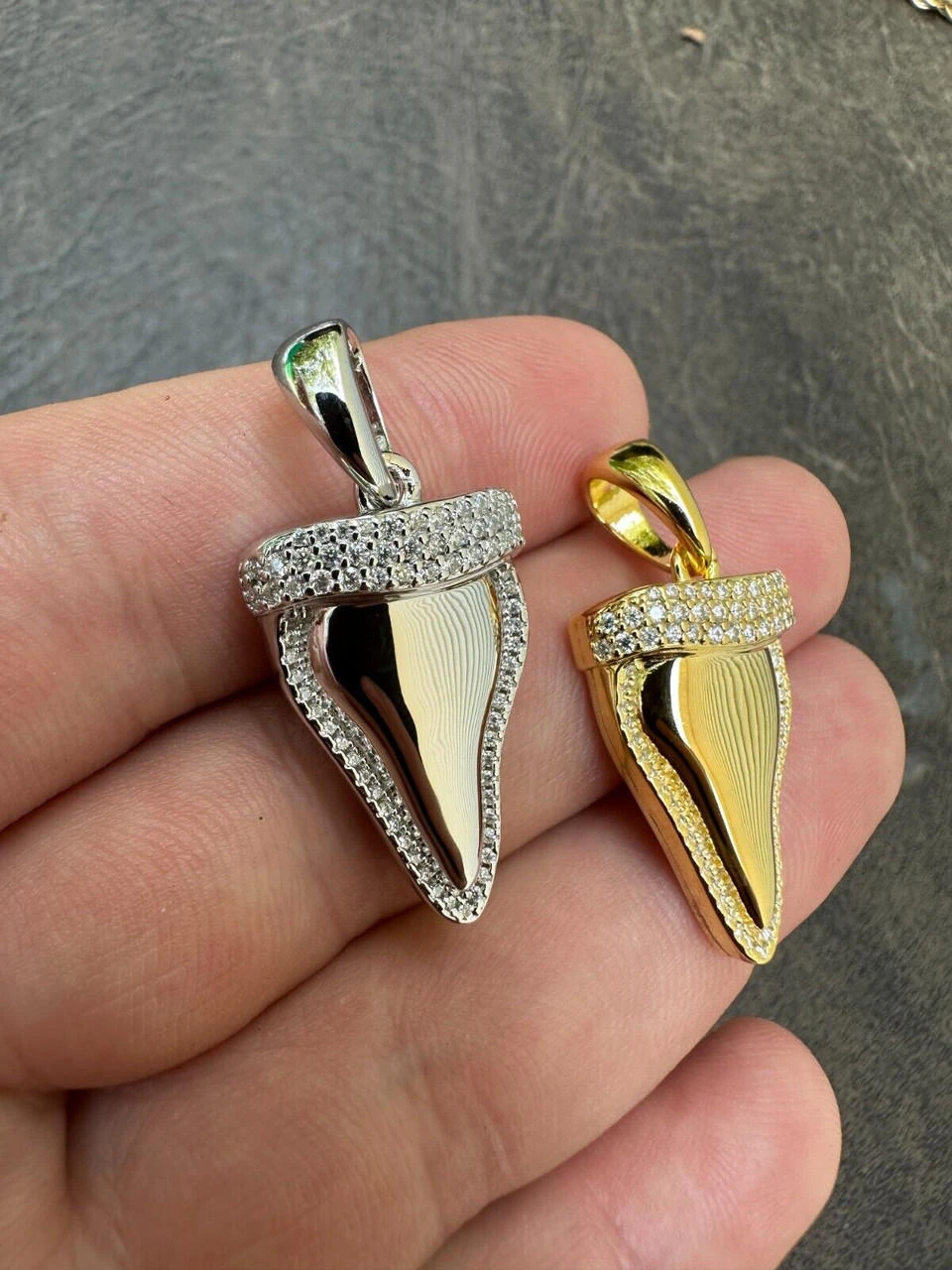 MOISSANITE Shark Tooth Iced Pendant 925 Silver / Gold Plated Hip Hop Necklace 10 MOISSANITE Shark Tooth Iced Pendant 925 Silver / Gold Plated Hip Hop Necklace - Image 8