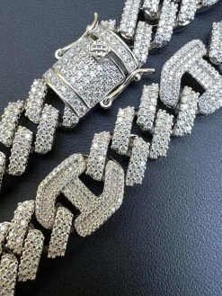 MOISSANITE Solid 925 Silver Mens 15mm Figarucci Gucci Link Prong Cuban Bracelet 20 MOISSANITE Solid 925 Silver Mens 15mm Figarucci Gucci Link Prong Cuban Bracelet -Harlem Bling Shop harlembling moissanite solid 925 silver mens 15mm figarucci gucci link prong cuban bracelet 63419.1665670809