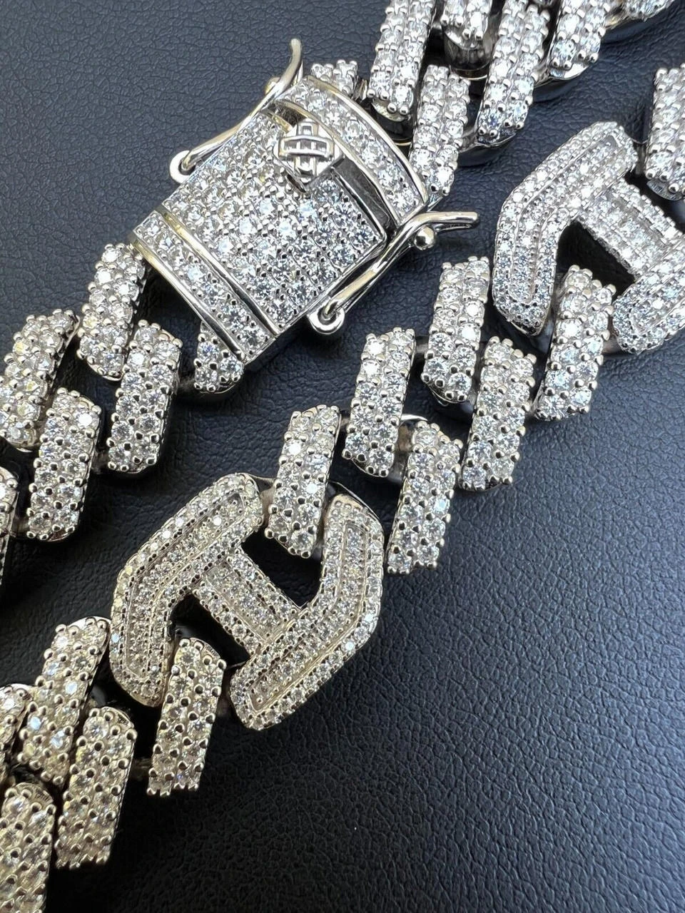 MOISSANITE Solid 925 Silver Mens 15mm Figarucci Gucci Link Prong Cuban Bracelet 9 MOISSANITE Solid 925 Silver Mens 15mm Figarucci Gucci Link Prong Cuban Bracelet - Image 7
