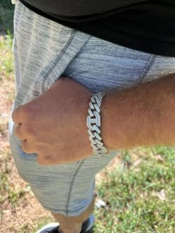 MOISSANITE Solid 925 Silver Mens 15mm Figarucci Gucci Link Prong Cuban Bracelet 22 MOISSANITE Solid 925 Silver Mens 15mm Figarucci Gucci Link Prong Cuban Bracelet -Harlem Bling Shop harlembling moissanite solid 925 silver mens 15mm figarucci gucci link prong cuban bracelet 65590.1665670121