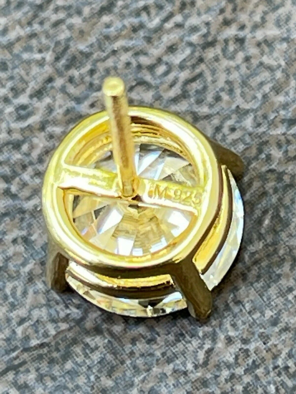 Real 4ct TW Moissanite Solitaire Stud Earrings 14k Gold Vermeil - GRA D VVS1 8mm 12 Real 4ct TW Moissanite Solitaire Stud Earrings 14k Gold Vermeil - GRA D VVS1 8mm - Image 10