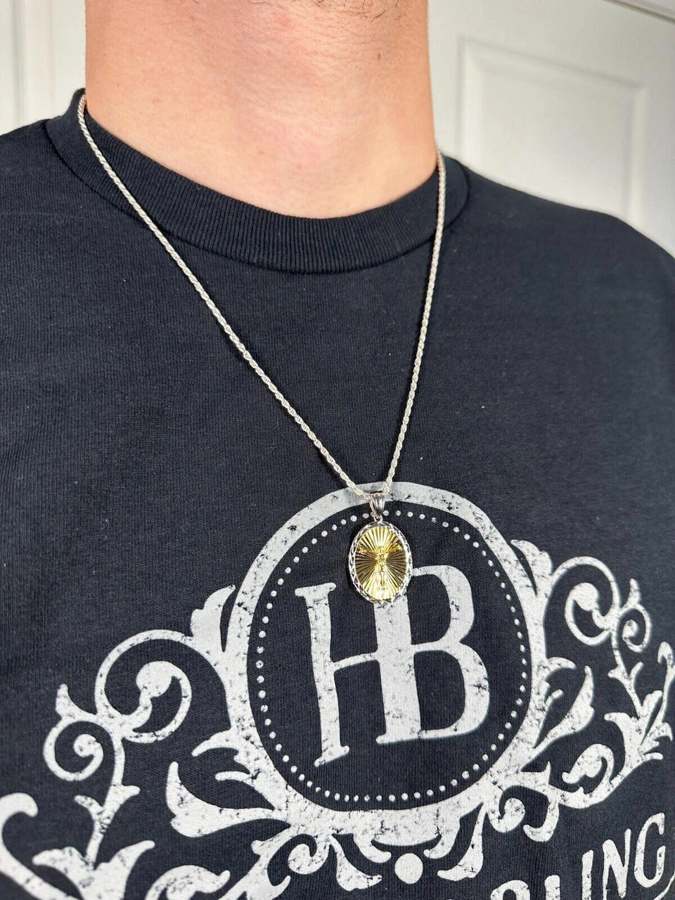 Real 925 Silver 14k Gold Plated Jesus Medallion Pendant Diamond Cut Necklace 21 Real 925 Silver 14k Gold Plated Jesus Medallion Pendant Diamond Cut Necklace - Image 19