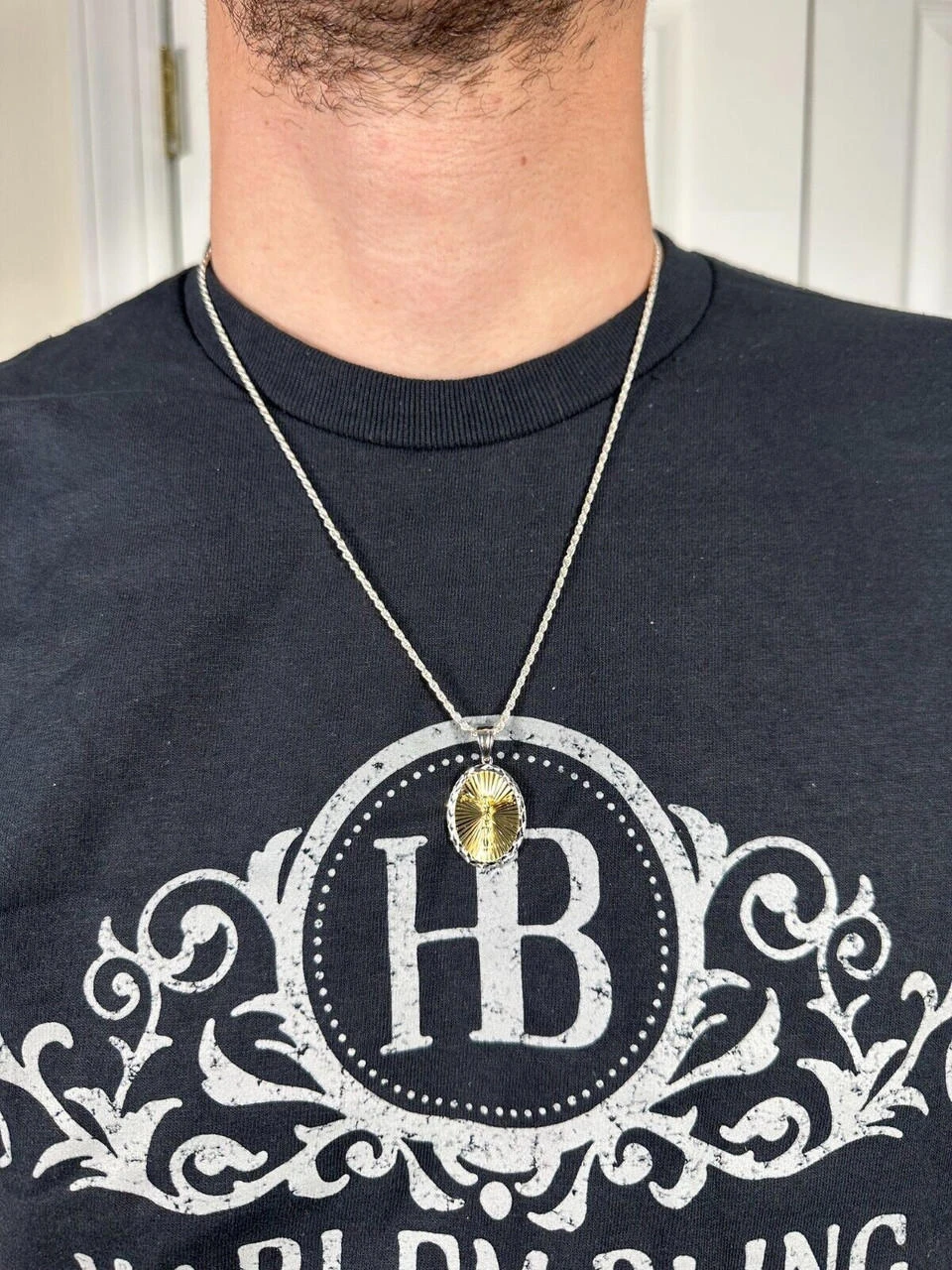 Real 925 Silver 14k Gold Plated Jesus Medallion Pendant Diamond Cut Necklace 17 Real 925 Silver 14k Gold Plated Jesus Medallion Pendant Diamond Cut Necklace - Image 15