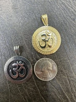 Real 925 Silver / 14k Gold Plated Ohn Hindu Om Big 1" Medallion Pendant Necklace 28 Real 925 Silver / 14k Gold Plated Ohn Hindu Om Big 1" Medallion Pendant Necklace -Harlem Bling Shop harlembling real 925 silver 14k gold plated ohn hindu om big 1 medallion pendant necklace 35934.1684271288