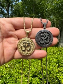 Real 925 Silver / 14k Gold Plated Ohn Hindu Om Big 1" Medallion Pendant Necklace 33 Real 925 Silver / 14k Gold Plated Ohn Hindu Om Big 1" Medallion Pendant Necklace -Harlem Bling Shop harlembling real 925 silver 14k gold plated ohn hindu om big 1 medallion pendant necklace 42494.1684271233
