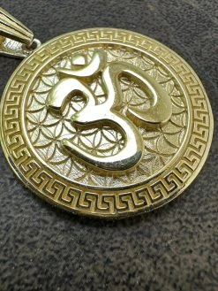 Real 925 Silver / 14k Gold Plated Ohn Hindu Om Big 1" Medallion Pendant Necklace 35 Real 925 Silver / 14k Gold Plated Ohn Hindu Om Big 1" Medallion Pendant Necklace -Harlem Bling Shop harlembling real 925 silver 14k gold plated ohn hindu om big 1 medallion pendant necklace 56026.1684271162
