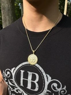 Real 925 Silver / 14k Gold Plated Ohn Hindu Om Big 1" Medallion Pendant Necklace 36 Real 925 Silver / 14k Gold Plated Ohn Hindu Om Big 1" Medallion Pendant Necklace -Harlem Bling Shop harlembling real 925 silver 14k gold plated ohn hindu om big 1 medallion pendant necklace 64473.1684271218
