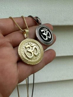 Real 925 Silver / 14k Gold Plated Ohn Hindu Om Big 1" Medallion Pendant Necklace 32 Real 925 Silver / 14k Gold Plated Ohn Hindu Om Big 1" Medallion Pendant Necklace -Harlem Bling Shop harlembling real 925 silver 14k gold plated ohn hindu om big 1 medallion pendant necklace 96530.1684271473