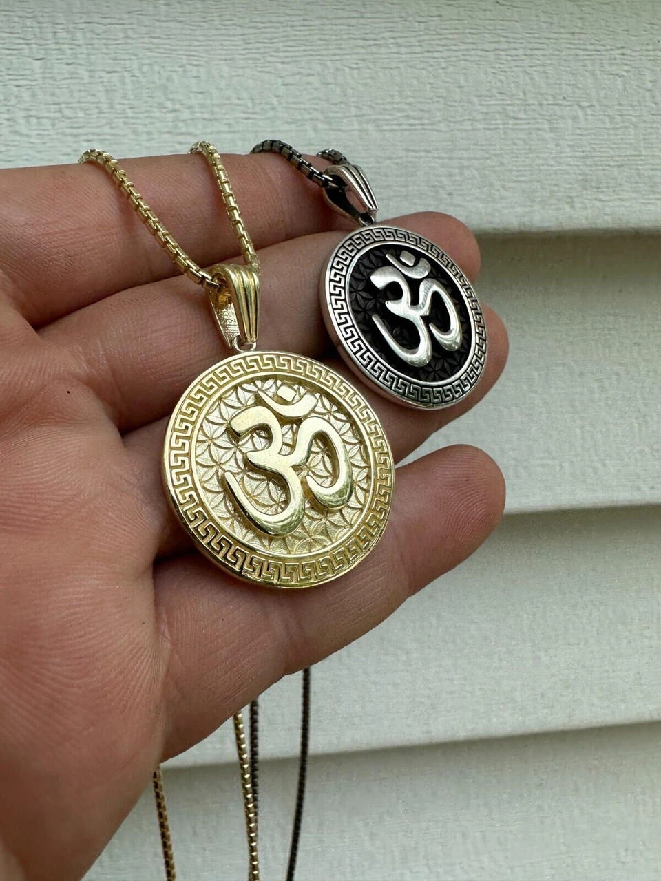 Real 925 Silver / 14k Gold Plated Ohn Hindu Om Big 1" Medallion Pendant Necklace 15 Real 925 Silver / 14k Gold Plated Ohn Hindu Om Big 1" Medallion Pendant Necklace - Image 13