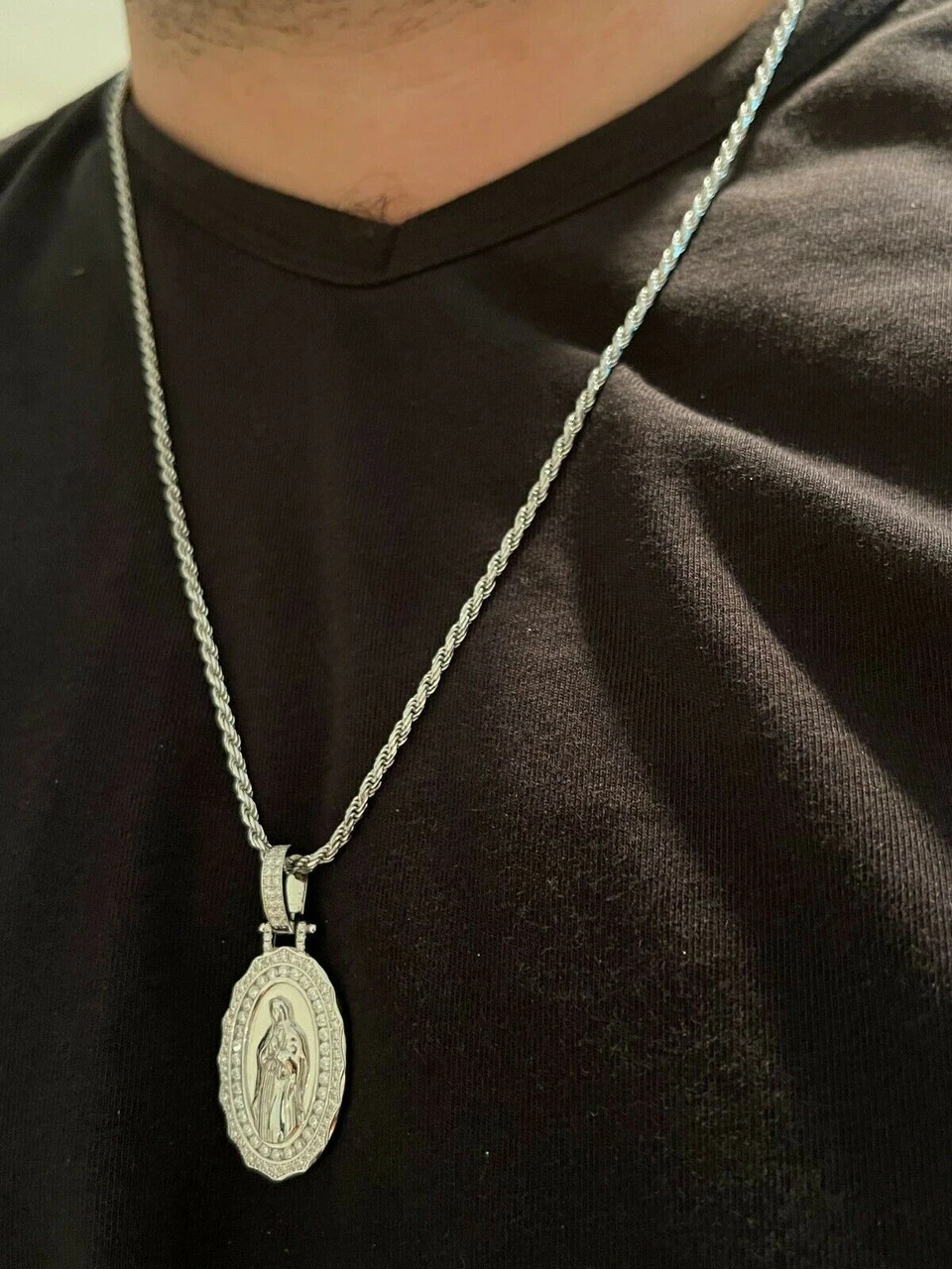 Real 925 Silver / Gold MOISSANITE Virgin Mary Necklace Pendant Iced Medallion 5 Real 925 Silver / Gold MOISSANITE Virgin Mary Necklace Pendant Iced Medallion - Image 3