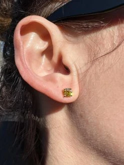 Real Canary Yellow Moissanite Screwback Stud Earrings 925 Silver 3-8mm Pass Test 35 Real Canary Yellow Moissanite Screwback Stud Earrings 925 Silver 3-8mm Pass Test -Harlem Bling Shop harlembling real canary yellow moissanite screwback stud earrings 925 silver 3 8mm pass test 79434.1677090533