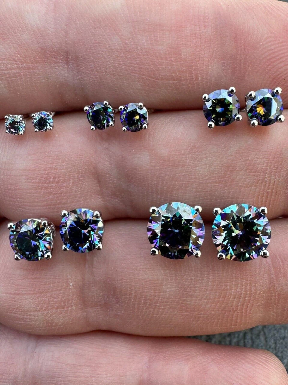 Real Dark Navy Blue Moissanite Screwback Stud Earrings 925 Silver 3-8mm Iced 11 Real Dark Navy Blue Moissanite Screwback Stud Earrings 925 Silver 3-8mm Iced - Image 9