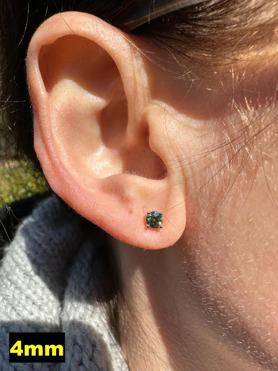 Real Green Moissanite Screwback Stud Earrings 925 Silver 3-8mm Iced Pass Tester 10 Real Green Moissanite Screwback Stud Earrings 925 Silver 3-8mm Iced Pass Tester - Image 8