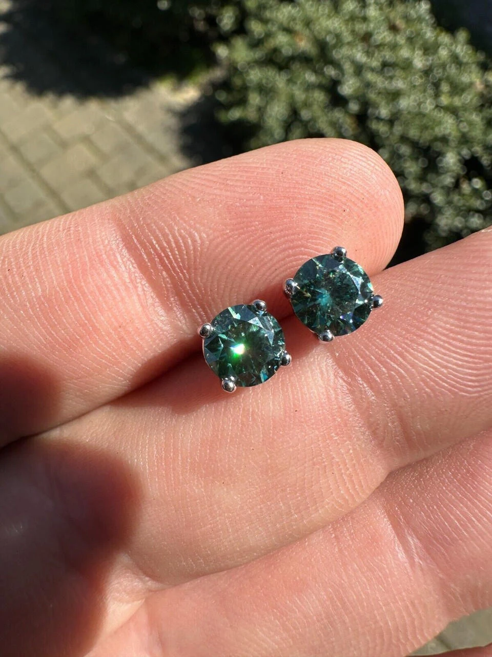 Real Green Moissanite Screwback Stud Earrings 925 Silver 3-8mm Iced Pass Tester 21 Real Green Moissanite Screwback Stud Earrings 925 Silver 3-8mm Iced Pass Tester - Image 19