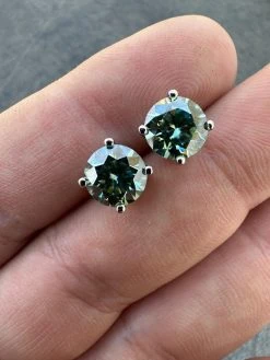 Real Green Moissanite Screwback Stud Earrings 925 Silver 3-8mm Iced Pass Tester 26 Real Green Moissanite Screwback Stud Earrings 925 Silver 3-8mm Iced Pass Tester -Harlem Bling Shop harlembling real green moissanite screwback stud earrings 925 silver 3 8mm iced pass tester 63099.1679426696