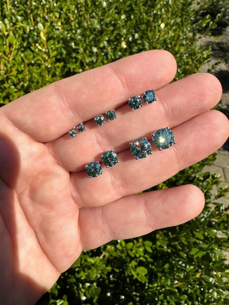 Real Green Moissanite Screwback Stud Earrings 925 Silver 3-8mm Iced Pass Tester 17 Real Green Moissanite Screwback Stud Earrings 925 Silver 3-8mm Iced Pass Tester - Image 15