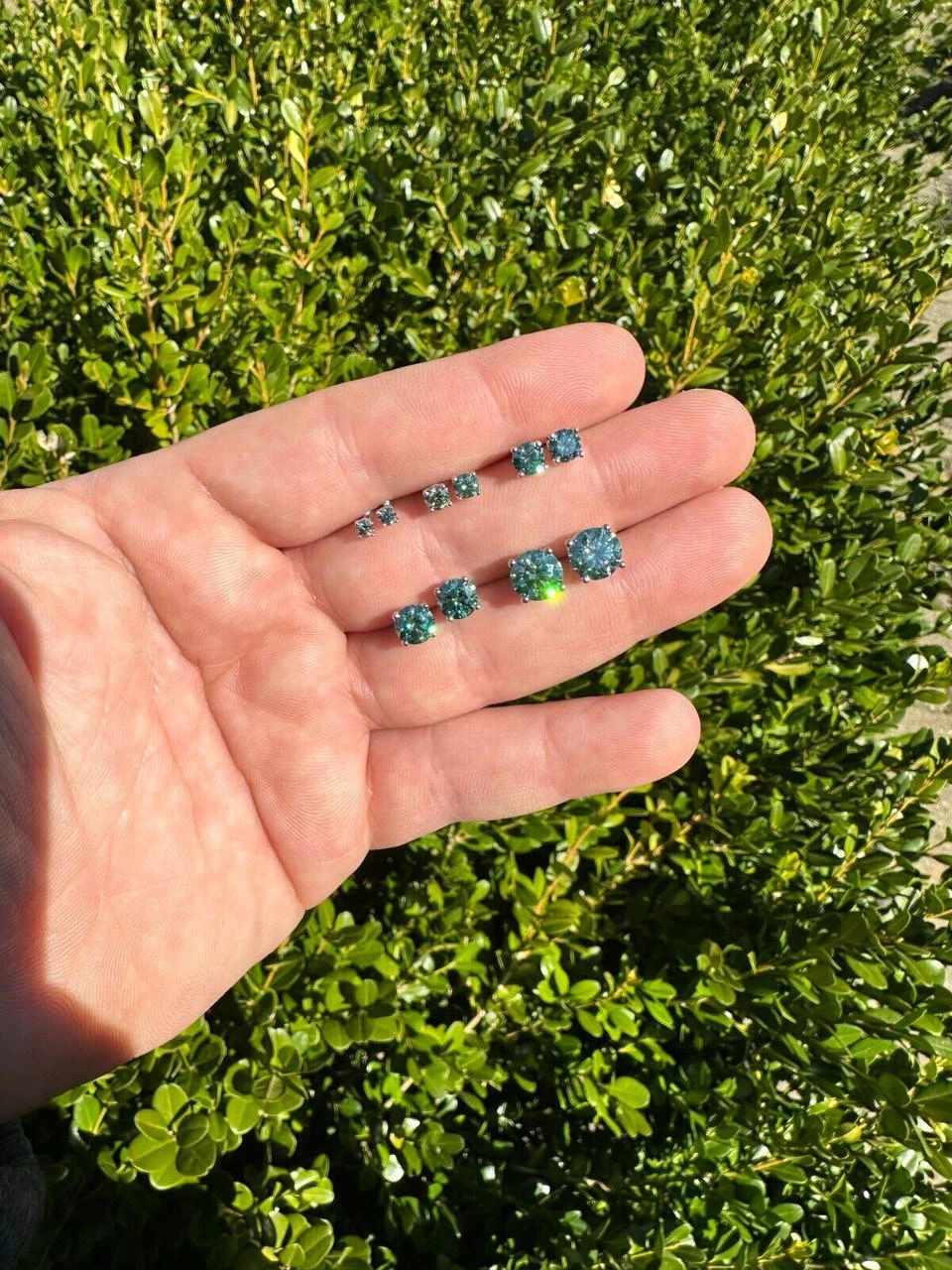 Real Green Moissanite Screwback Stud Earrings 925 Silver 3-8mm Iced Pass Tester 9 Real Green Moissanite Screwback Stud Earrings 925 Silver 3-8mm Iced Pass Tester - Image 7