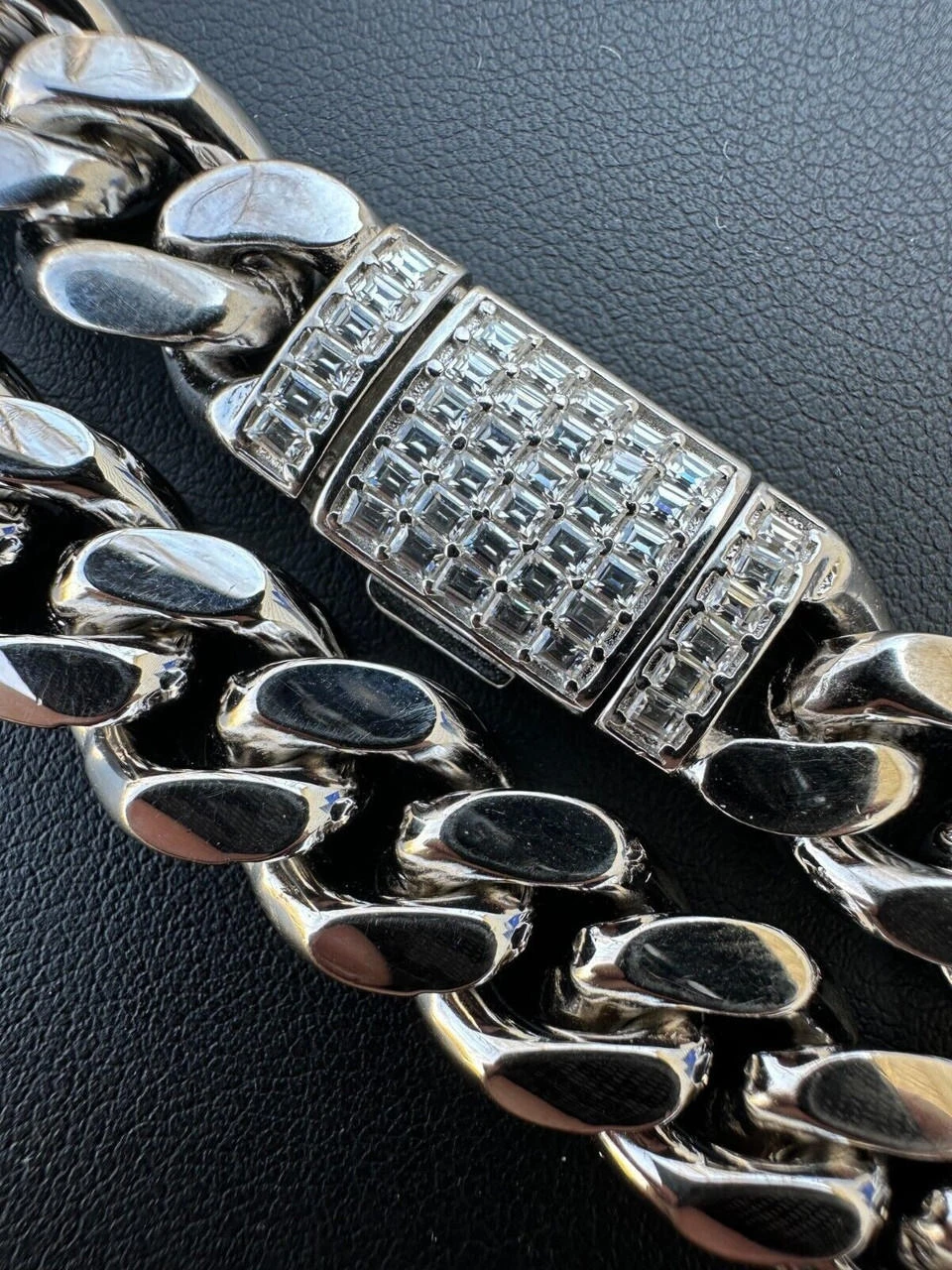 Real Miami Cuban Link Bracelet 925 Silver Baguette MOISSANITE Clasp Pass Tester 13 Real Miami Cuban Link Bracelet 925 Silver Baguette MOISSANITE Clasp Pass Tester - Image 11