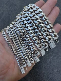 Real Miami Cuban Link Bracelet 925 Silver Baguette MOISSANITE Clasp Pass Tester 31 Real Miami Cuban Link Bracelet 925 Silver Baguette MOISSANITE Clasp Pass Tester -Harlem Bling Shop harlembling real miami cuban link bracelet 925 silver baguette moissanite clasp pass tester 51111.1679599619