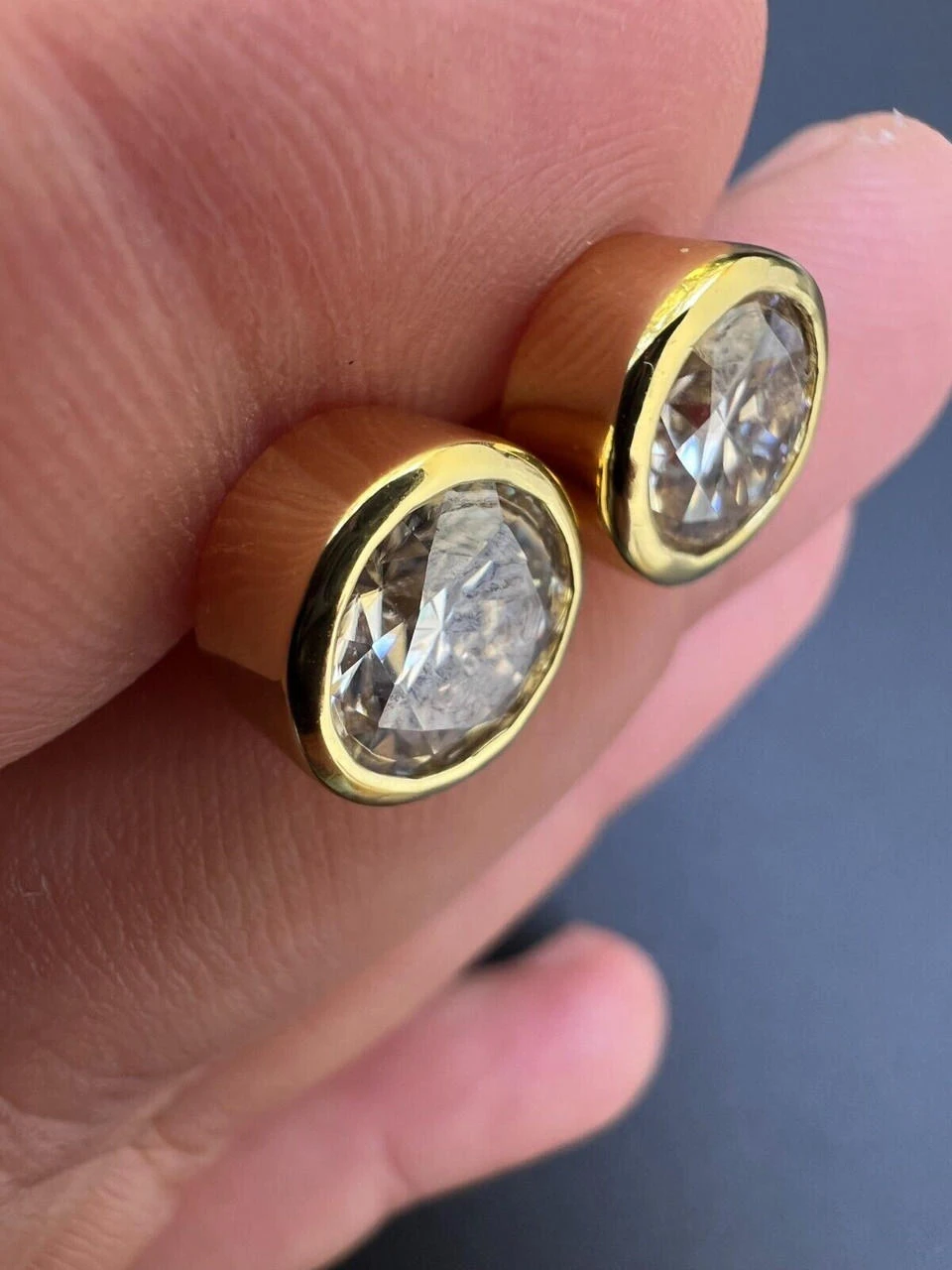 Real Moissanite Bezel Stud Earrings 14k Gold Plated 925 Silver Mens Ladies Iced 13 Real Moissanite Bezel Stud Earrings 14k Gold Plated 925 Silver Mens Ladies Iced - Image 11