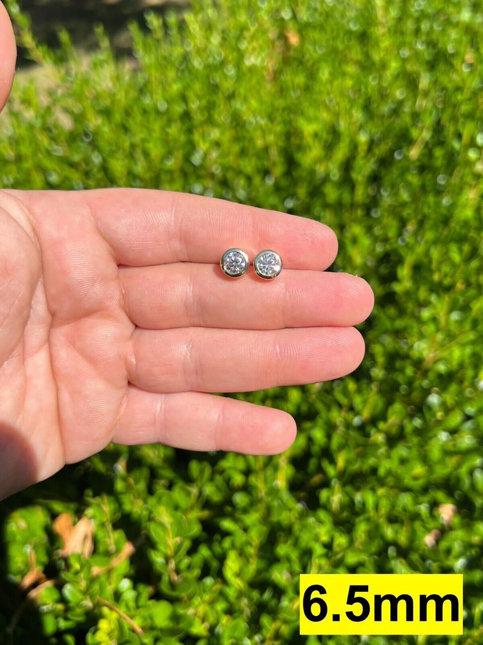 Real Moissanite Bezel Stud Earrings 14k Gold Plated 925 Silver Mens Ladies Iced 11 Real Moissanite Bezel Stud Earrings 14k Gold Plated 925 Silver Mens Ladies Iced - Image 9