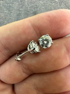 Real Moissanite Pushback Stud Earrings 925 Silver Hip Hop Mens Ladies 3mm-10mm 27 Real Moissanite Pushback Stud Earrings 925 Silver Hip Hop Mens Ladies 3mm-10mm -Harlem Bling Shop harlembling real moissanite pushback stud earrings 925 silver hip hop mens ladies 3mm 10mm 11966.1685568973