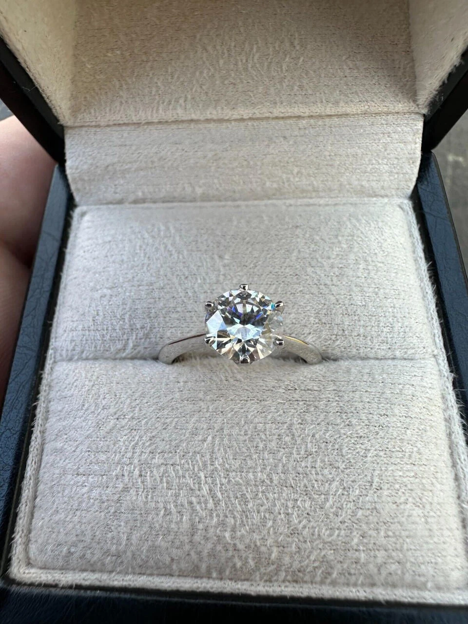 Real SolId 14k White Gold 2ct 8mm VVS D Moissanite Engagement Solitaire Ring 8 Real SolId 14k White Gold 2ct 8mm VVS D Moissanite Engagement Solitaire Ring - Image 6