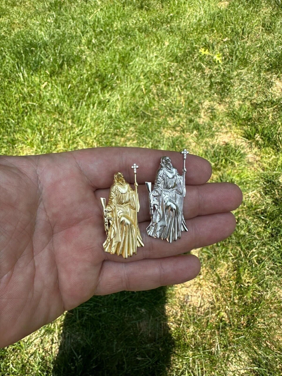 Santa Muerte Grim Reaper Death Pendant W. AK47 925 Silver / Gold Plated Necklace 4 Santa Muerte Grim Reaper Death Pendant W. AK47 925 Silver / Gold Plated Necklace - Image 2