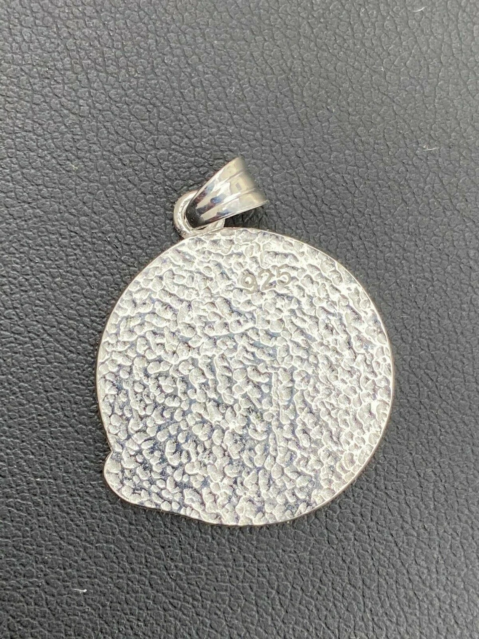 Smiley Blow Kiss Love Emoji Solid 925 Sterling Silver 1" Pendant For Necklace 10 Smiley Blow Kiss Love Emoji Solid 925 Sterling Silver 1" Pendant For Necklace - Image 8