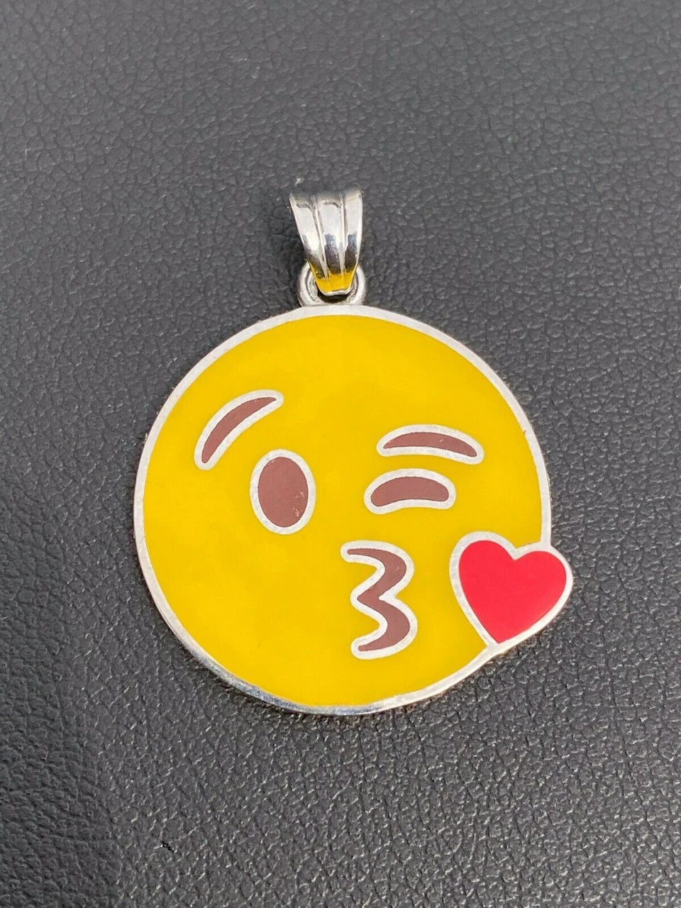 Smiley Blow Kiss Love Emoji Solid 925 Sterling Silver 1" Pendant For Necklace 13 Smiley Blow Kiss Love Emoji Solid 925 Sterling Silver 1" Pendant For Necklace - Image 11
