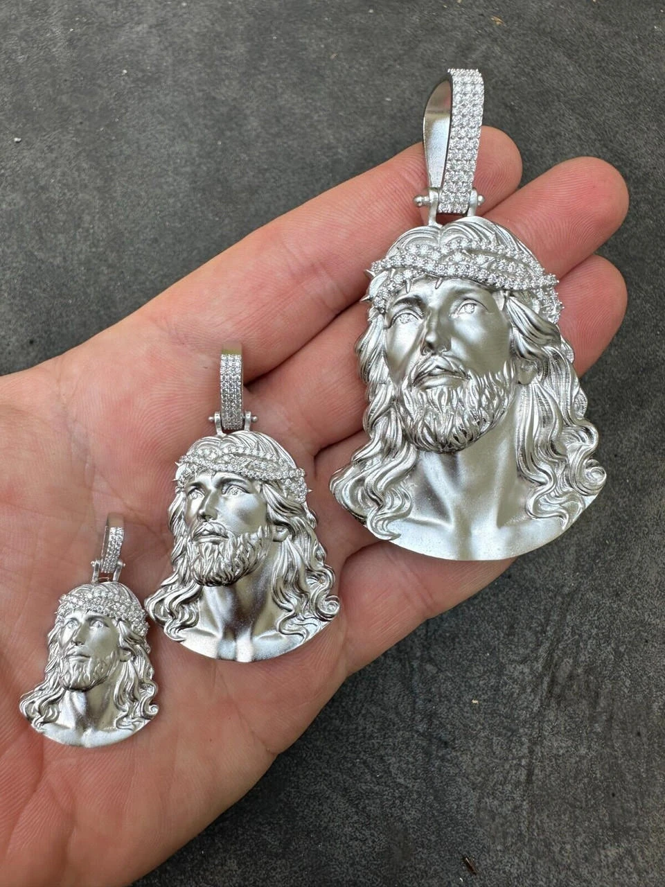 Solid 925 Silver MOISSANITE Jesus Piece Iced Pendant Necklace Handmade In Italy 13 Solid 925 Silver MOISSANITE Jesus Piece Iced Pendant Necklace Handmade In Italy - Image 11