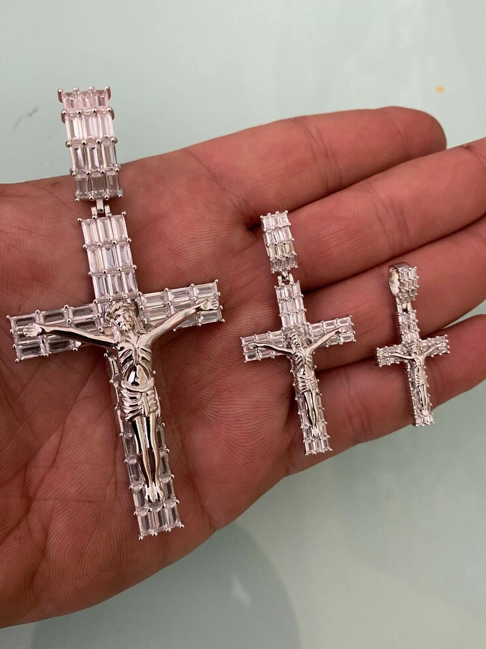 Solid 925 Sterling Silver Cross W. Jesus Pendant Baguette Iced Diamond Necklace 5 Solid 925 Sterling Silver Cross W. Jesus Pendant Baguette Iced Diamond Necklace - Image 3