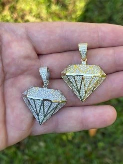 Iced Diamond Shape Bling Pendant Hip Hop Necklace 925 Silver / Gold MOISSANITE 20 Iced Diamond Shape Bling Pendant Hip Hop Necklace 925 Silver / Gold MOISSANITE -Harlem Bling Shop hip hop iced diamond shape bling pendant hip hop necklace 925 silver gold moissanite 26015.1664396290