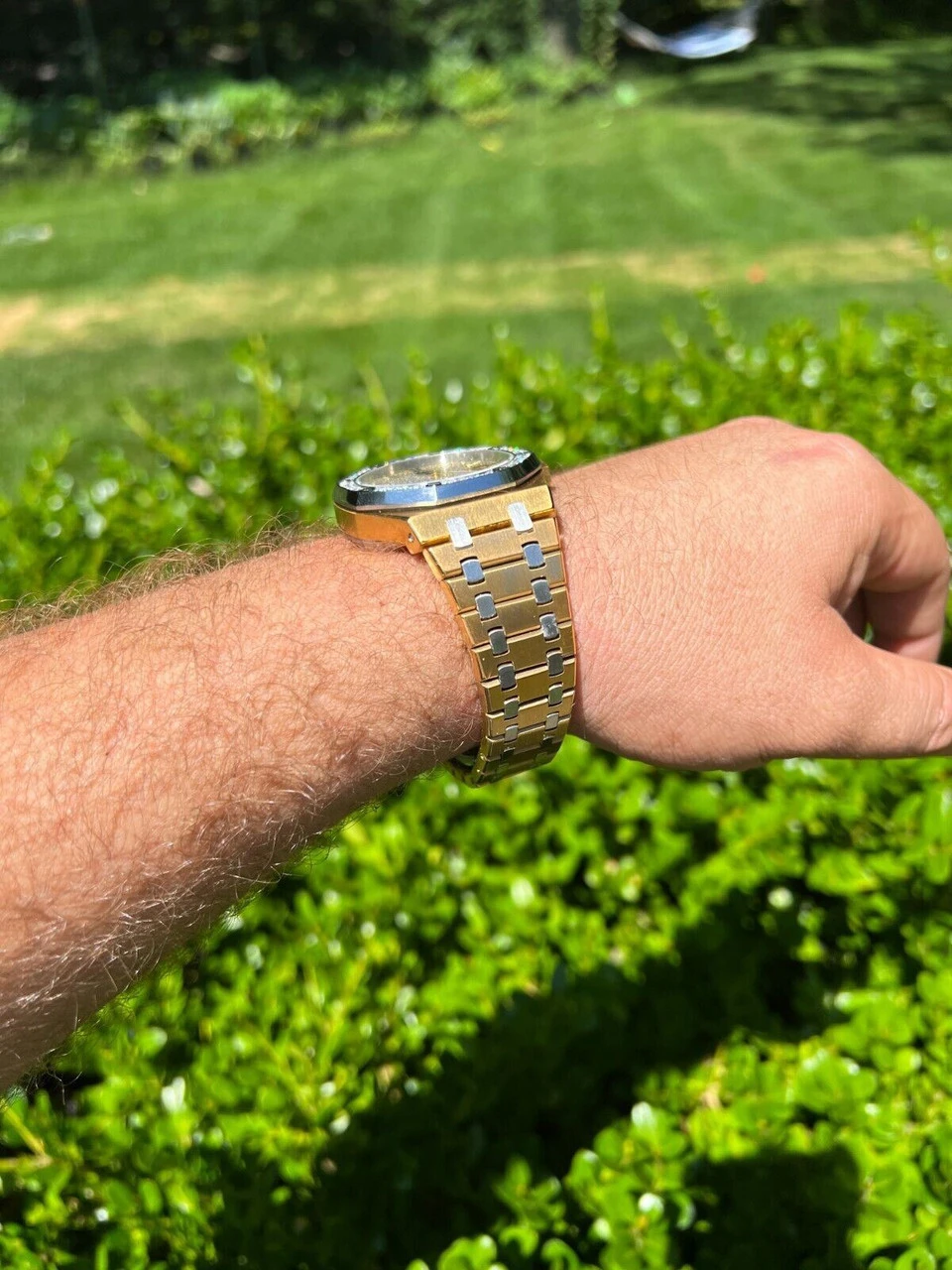 Mens MOISSANITE Watch Iced Automatic Skeleton Back Yellow Gold & Stainless Steel 5 Mens MOISSANITE Watch Iced Automatic Skeleton Back Yellow Gold & Stainless Steel - Image 3