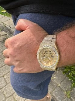 MOISSANITE Automatic Gold Skeleton Watch Mens Real Iced Hip Hop Passes Tester ✅ 33 MOISSANITE Automatic Gold Skeleton Watch Mens Real Iced Hip Hop Passes Tester ✅ -Harlem Bling Shop hip hop moissanite automatic gold skeleton watch mens real iced hip hop passes tester 12534.1684271226