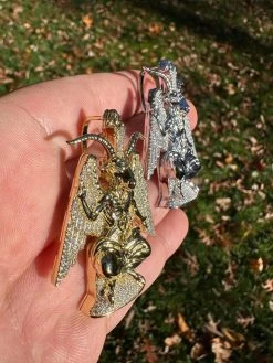 MOISSANITE Baphomet Pendant Iced Devil Goat Satan Pentagram Necklace 925 Silver 36 MOISSANITE Baphomet Pendant Iced Devil Goat Satan Pentagram Necklace 925 Silver -Harlem Bling Shop hip hop moissanite baphomet pendant iced devil goat satan pentagram necklace 925 silver 18384.1699328884