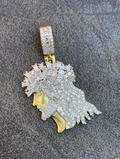 Moissanite Iced Bust Down 2.5ct Jesus Face Pendant Pass Diamond Test Silver Gold 23 Moissanite Iced Bust Down 2.5ct Jesus Face Pendant Pass Diamond Test Silver Gold -Harlem Bling Shop hip hop moissanite iced bust down 2.5ct jesus face pendant pass diamond test silver gold 17951.1664358440