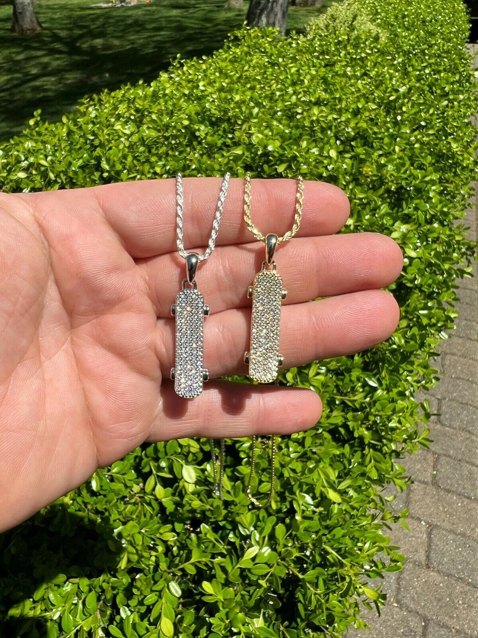 MOISSANITE Iced Silver Skateboard Pendant Hip Hop Gold Necklace Pass Diamond Test 14 MOISSANITE Iced Silver Skateboard Pendant Hip Hop Gold Necklace Pass Diamond Test - Image 12