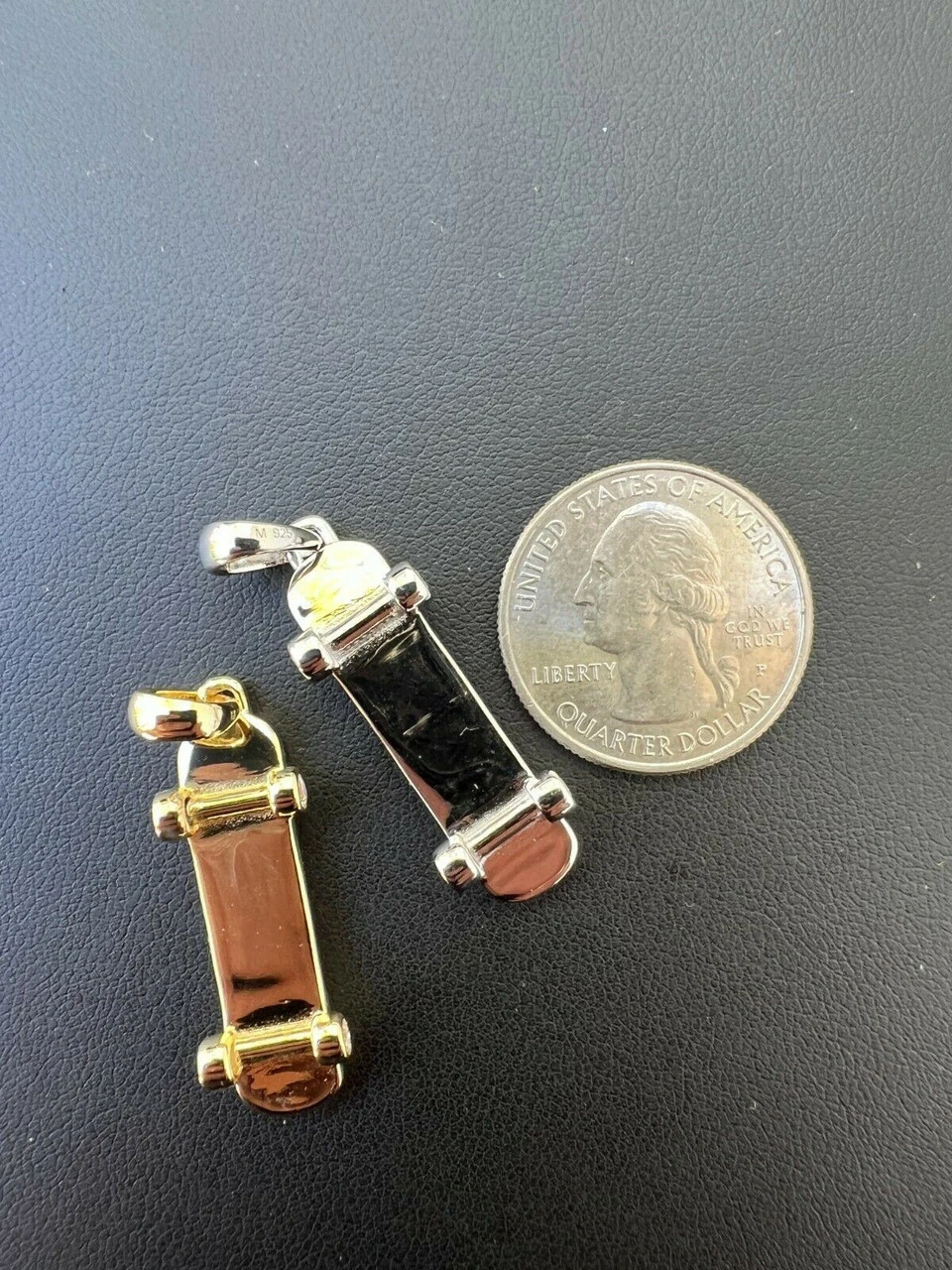 MOISSANITE Iced Silver Skateboard Pendant Hip Hop Gold Necklace Pass Diamond Test 10 MOISSANITE Iced Silver Skateboard Pendant Hip Hop Gold Necklace Pass Diamond Test - Image 8