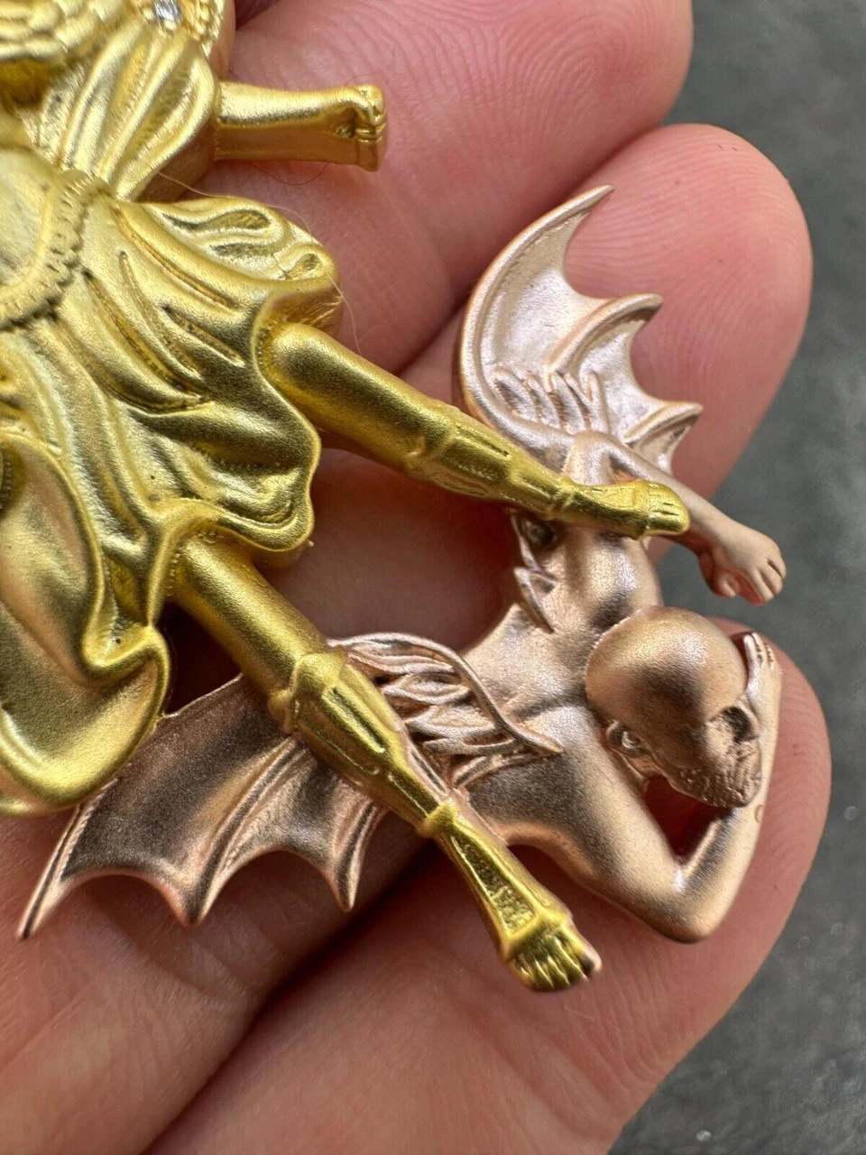 MOISSANITE St Michael & Dragon Pendant 925 Silver - Yellow & Rose Gold Iced Out 17 MOISSANITE St Michael & Dragon Pendant 925 Silver - Yellow & Rose Gold Iced Out - Image 15