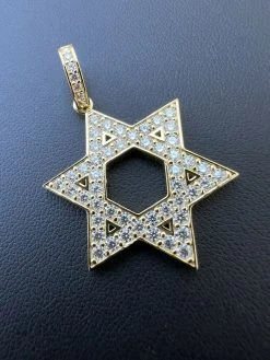 Moissanite Star Of David Pendant Iced Pass Diamond Tester Necklace Silver Gold 23 Moissanite Star Of David Pendant Iced Pass Diamond Tester Necklace Silver Gold -Harlem Bling Shop hip hop moissanite star of david pendant iced pass diamond tester necklace silver gold 11186.1664359148